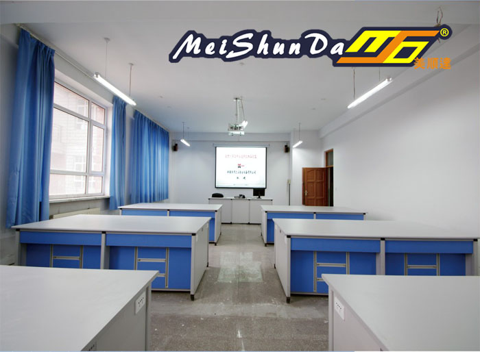 通用技術(shù)設(shè)計室